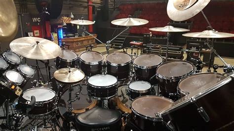 Drummer m/v gezocht aangeboden 